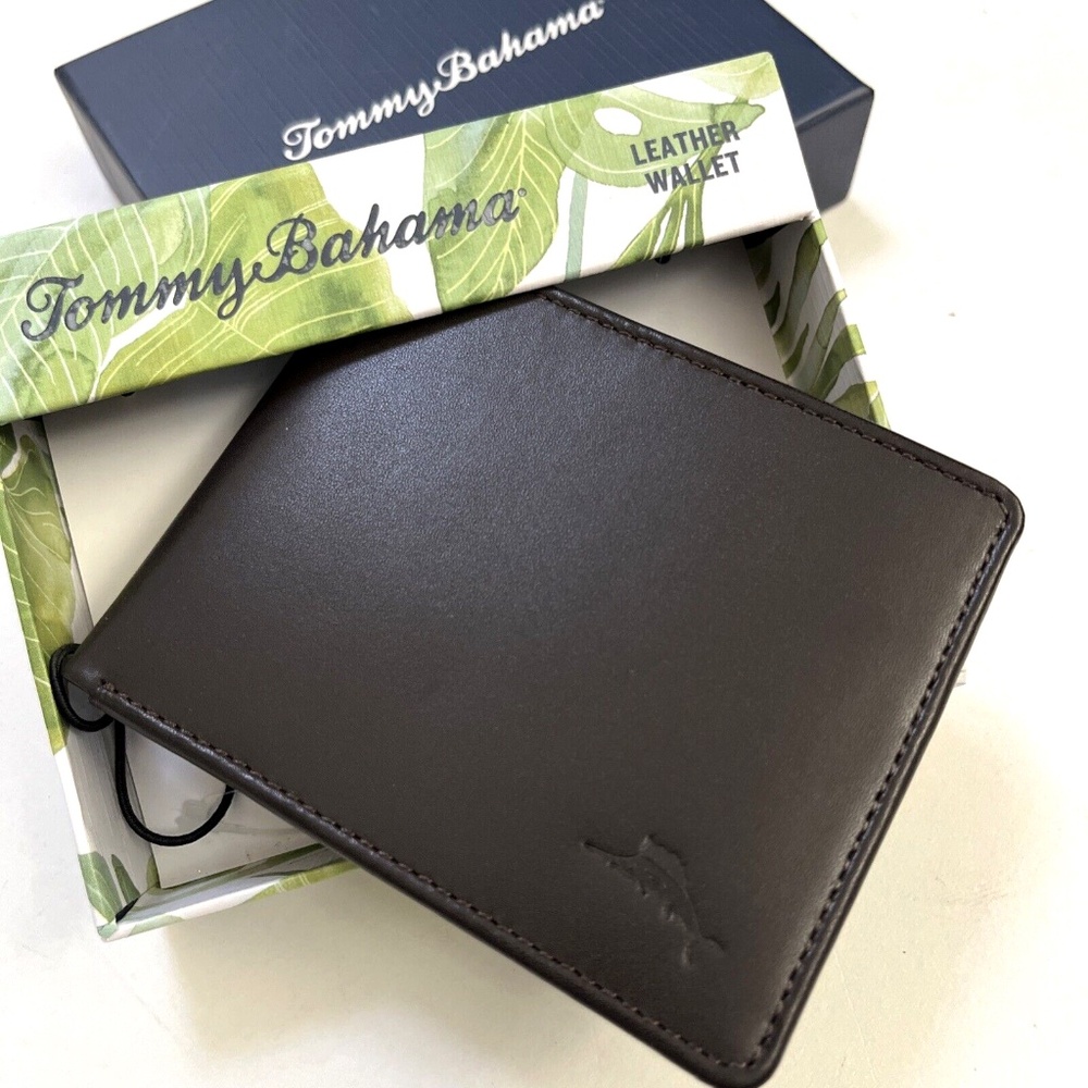 NWT Tommy Bahama Bifold Leather Wallet Boxed Cognac Brown Gift 31TM130013 Men's